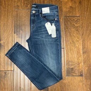 NWT Express Mid rise stretch legging jeans Size 6R